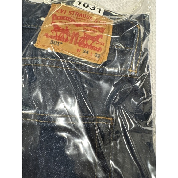 Levis 501 Jeans Mens 34x32 Blue Distressed Denim Straight Leg Button Fly - Picture 11 of 11